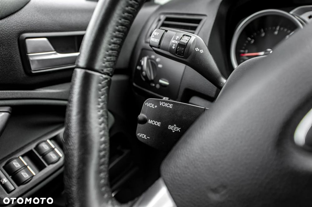 Ford Kuga 2.5 4x4 Trend - 29