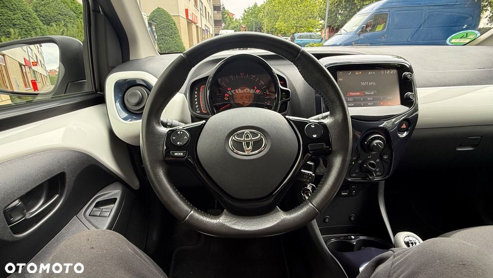 Toyota Aygo x-clusive Style Selection - 33