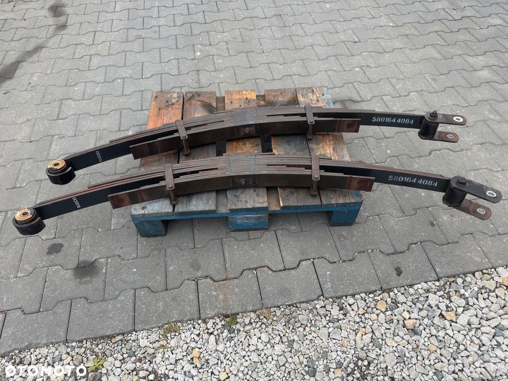 Resor Resory wzmocnione 14 piór Iveco daily 35/50C