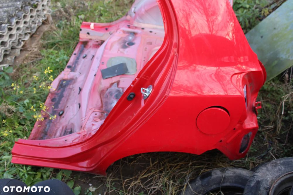 Ćwiartka błotnik prawy  tył yaris II 5drzwiowy - 6
