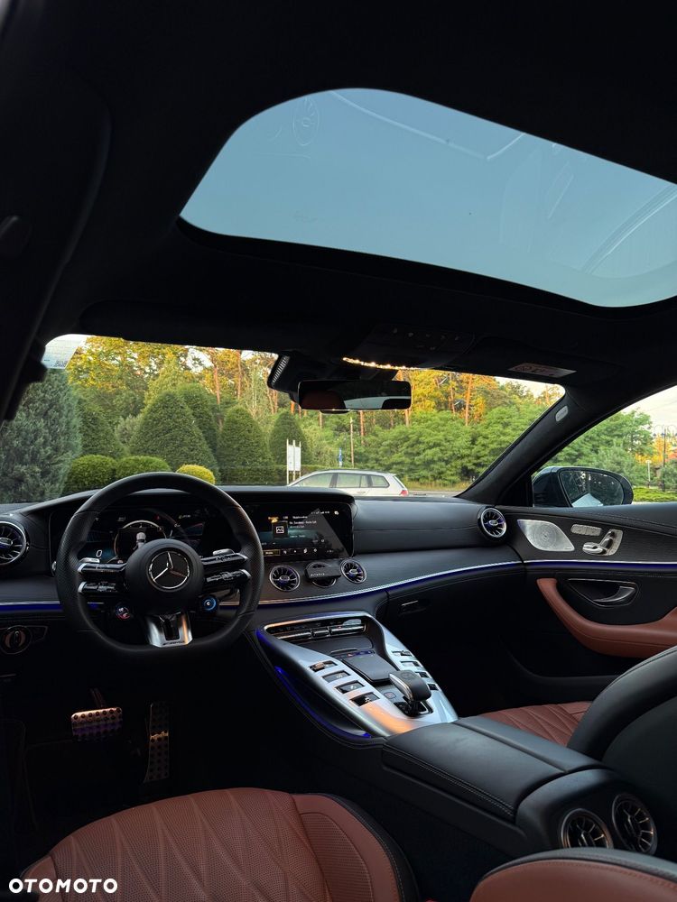 Mercedes-Benz AMG GT 43 4-Matic+ - 11
