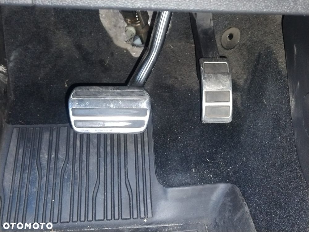 Ford Focus - 35