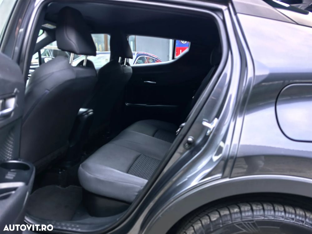 Toyota C-HR Hybrid Business-Edition - 15