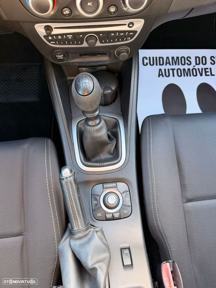 Renault Mégane Sport Tourer 1.5 dCi Comfort SS - 10