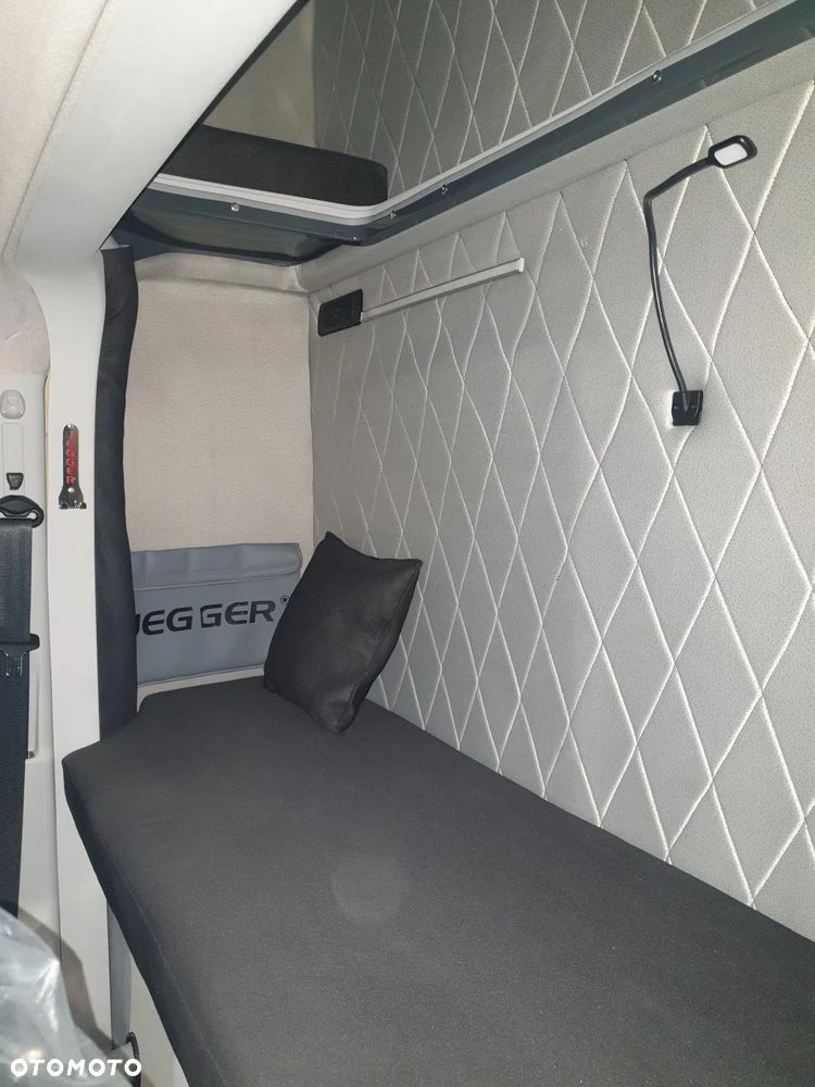 Iveco Daily 70C18 - 15