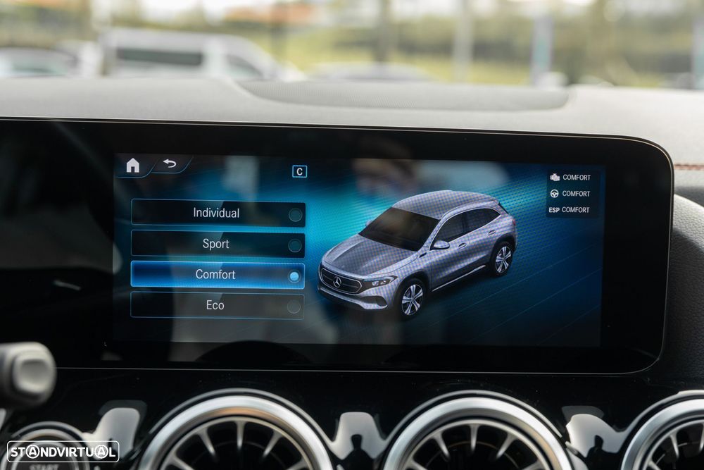 Mercedes-Benz EQA 250 AMG Line - 28