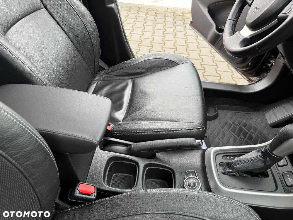 Suzuki SX4 1.6 Premium - 13