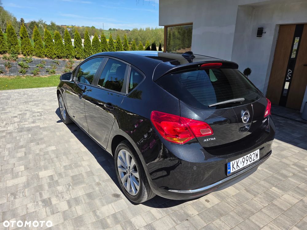 Opel Astra - 14