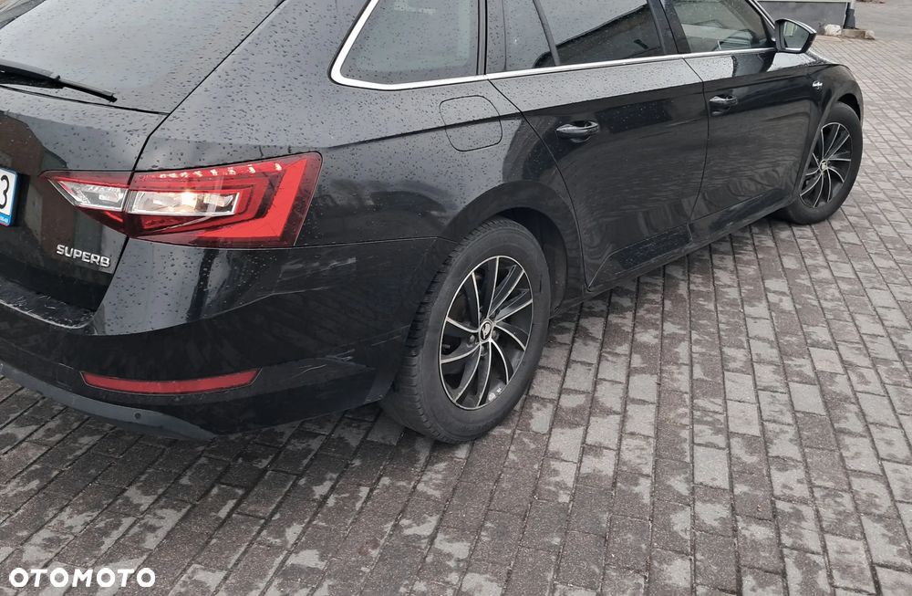 Skoda Superb 2.0 TDI L&K DSG - 8