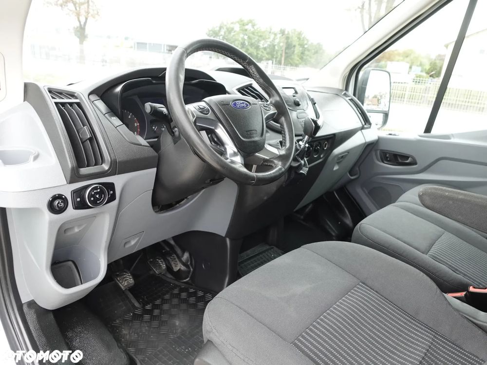 Ford Transit - 15
