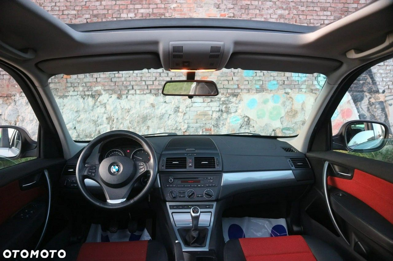 BMW X3 xDrive18d - 31