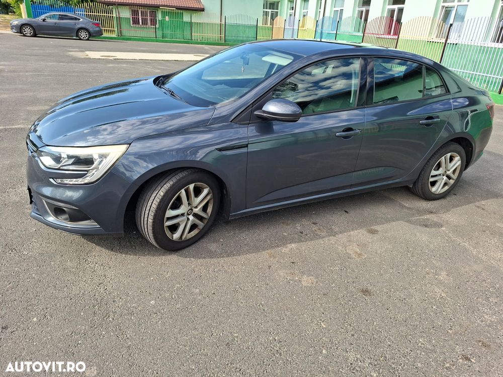Renault Megane TCe GPF Business - 4