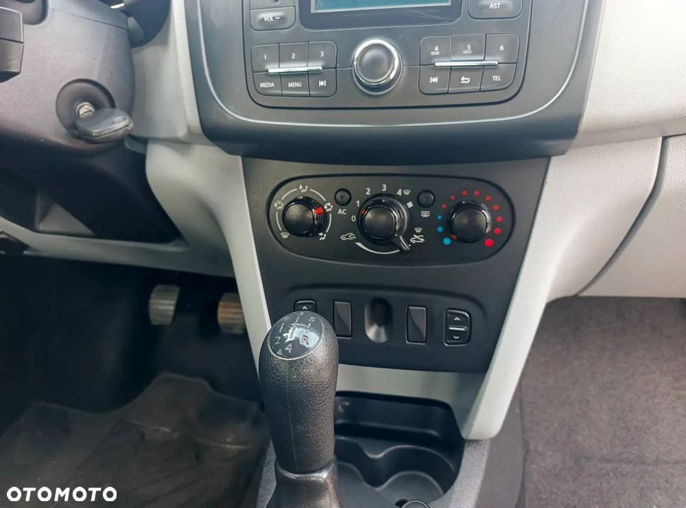Dacia Sandero 1.2 16V 75 Laureate - 23