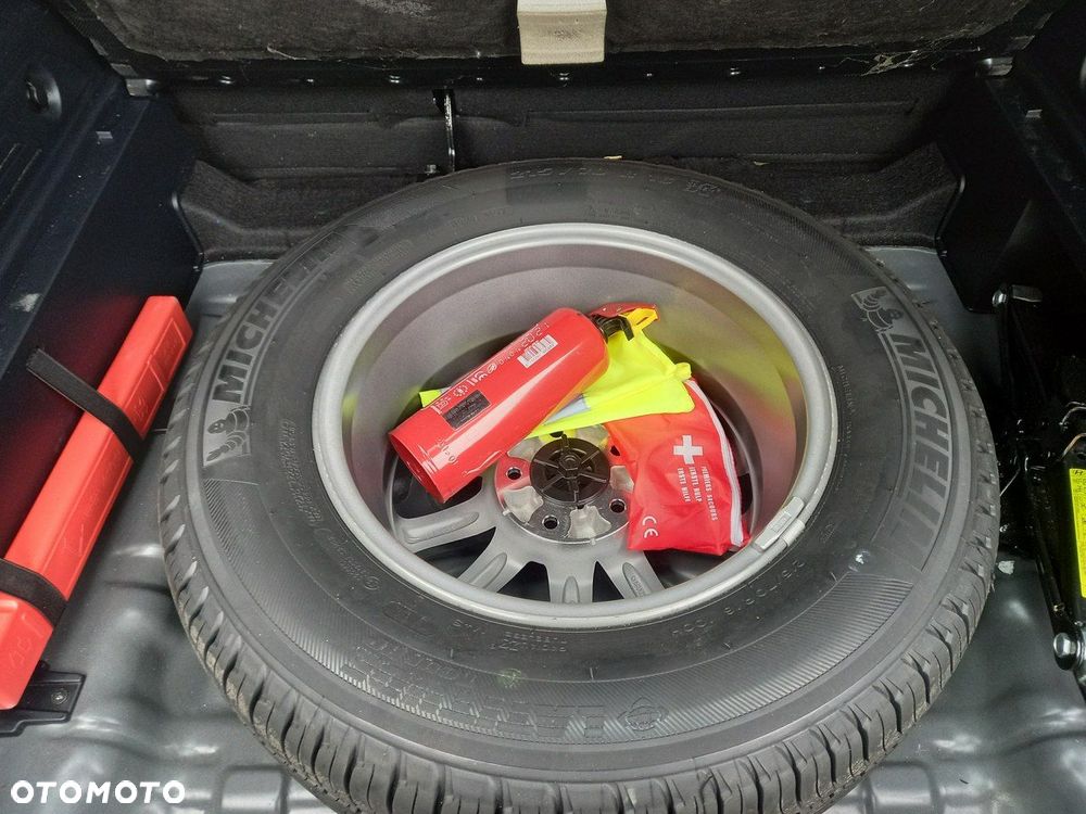 Hyundai ix35 1.6 2WD blue Trend - 21