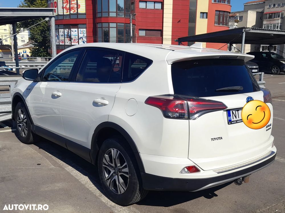 Toyota RAV4 - 4