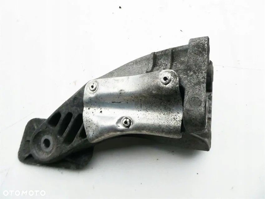 ŁAPA WSPORNIK SILNIKA BMW 5 E60 E61 2.0D 6777056 - 9