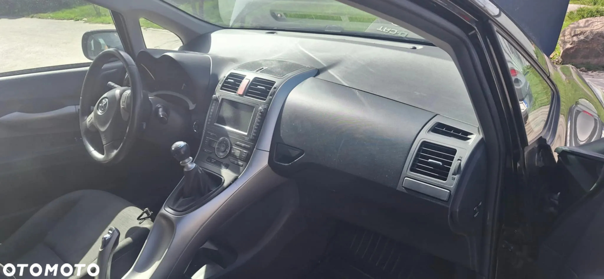 TOYOTA AURIS I 209 pas przedni dolny - 6