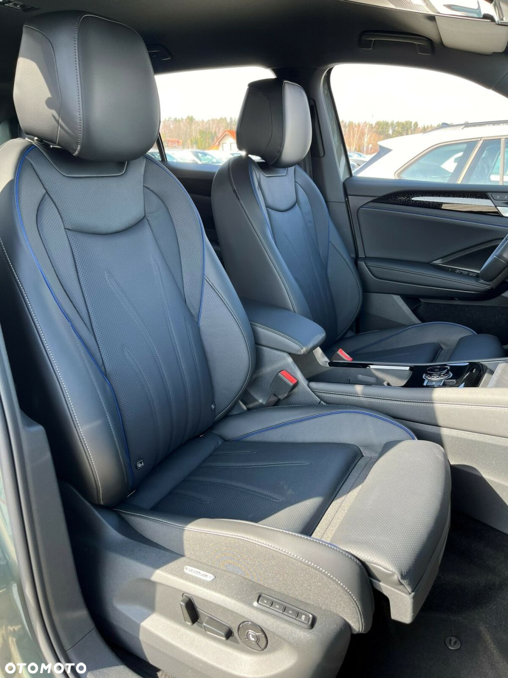 Volkswagen Tiguan 2.0 TDI 4Mot R-Line Plus DSG - 11
