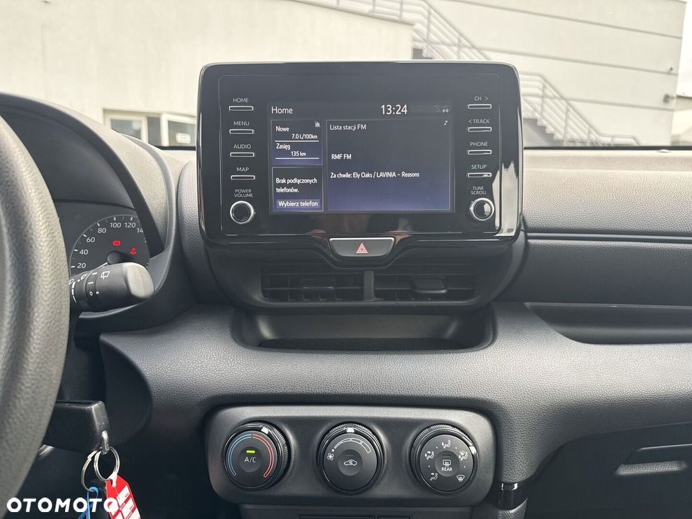 Toyota Yaris - 23