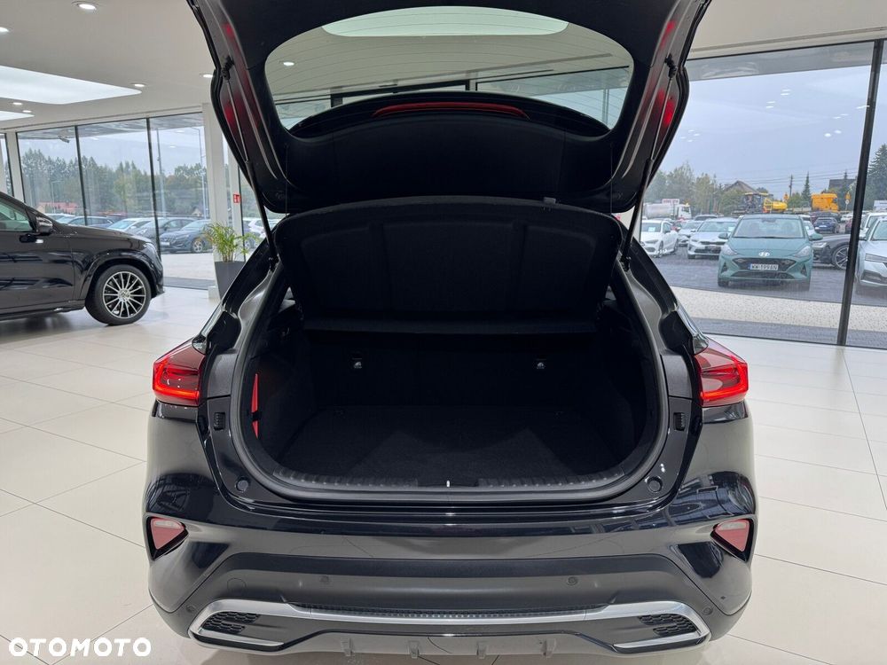 Kia XCeed 1.5 T-GDI M - 17