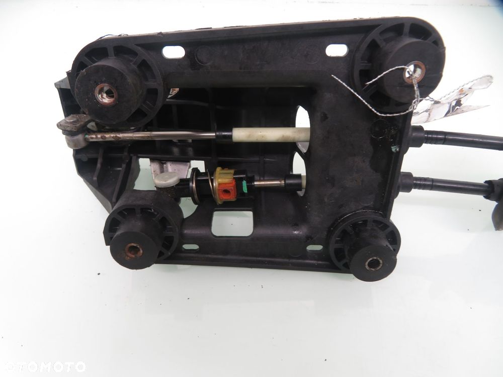 LEWAREK PEUGEOT 307 SW 1.6 9688691680 - 2
