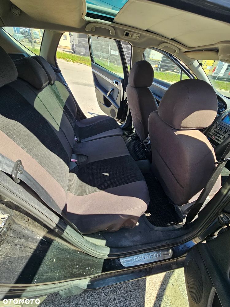 Peugeot 407 2.0 HDI ST Komfort EU4 - 16