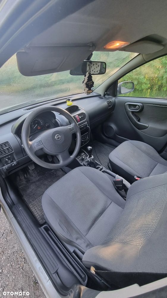 Opel Corsa 1.2 16V Comfort - 9