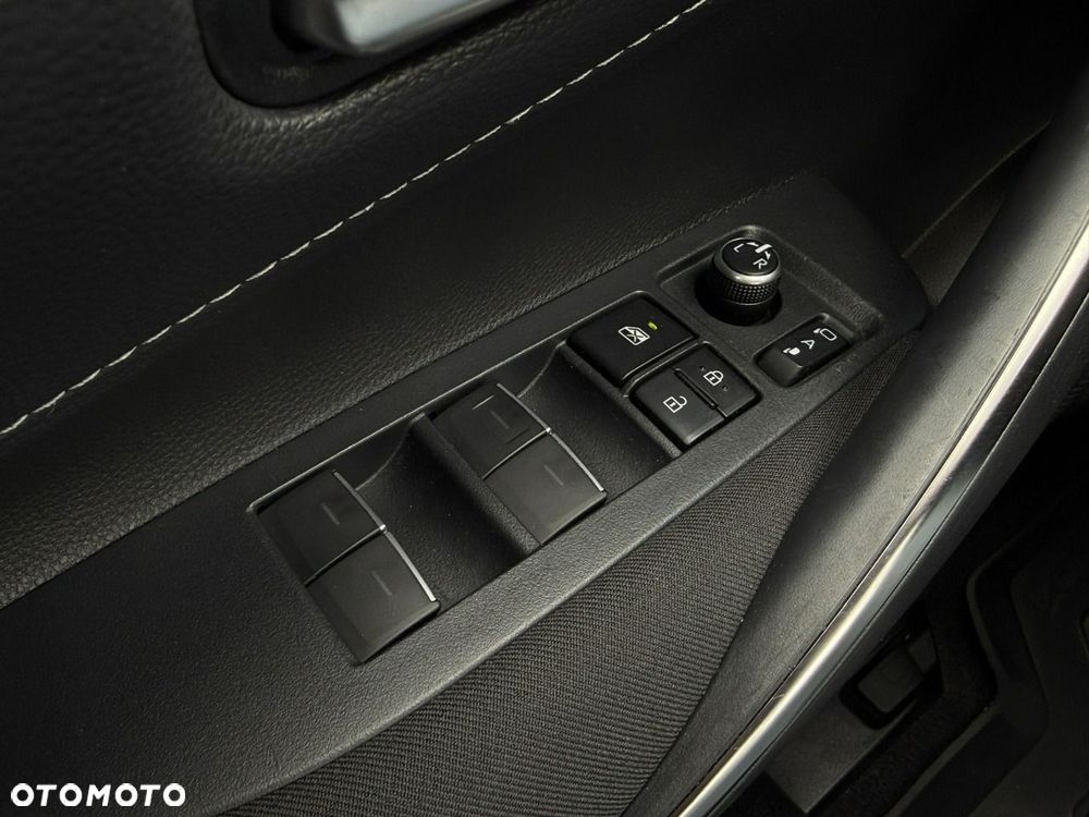 Toyota Corolla 1.8 Hybrid Comfort - 33