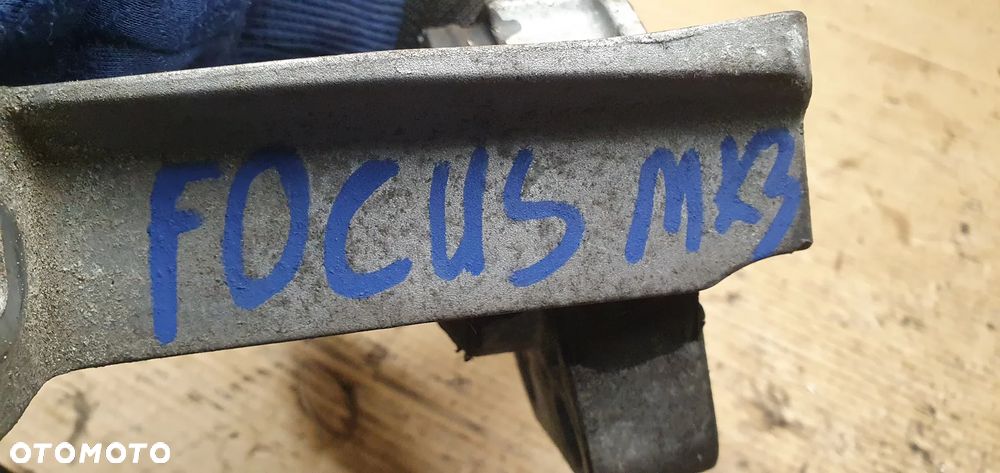 Łapa poduszka silnika Ford Focus MK3 1.6 TDCI - 5