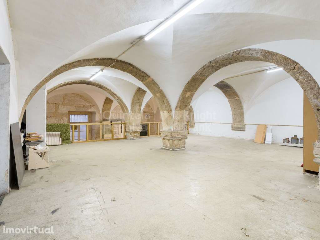 Loja para arrendamento na Misericórdia - Grande imagem: 4/25