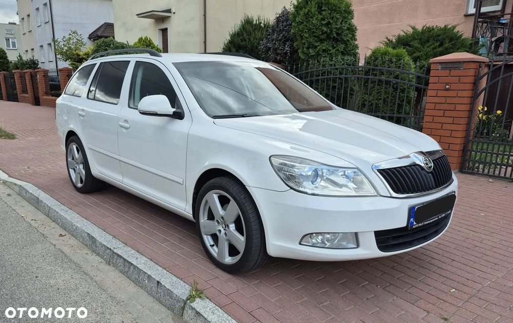 Skoda Octavia 2.0 TDI DPF Ambition - 1