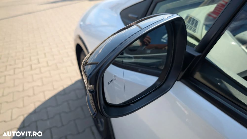 Toyota Prius - 8