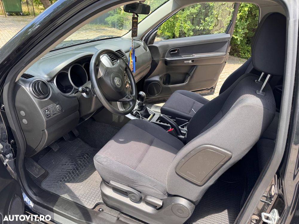 Suzuki Grand Vitara 1.6 JX-E - 9