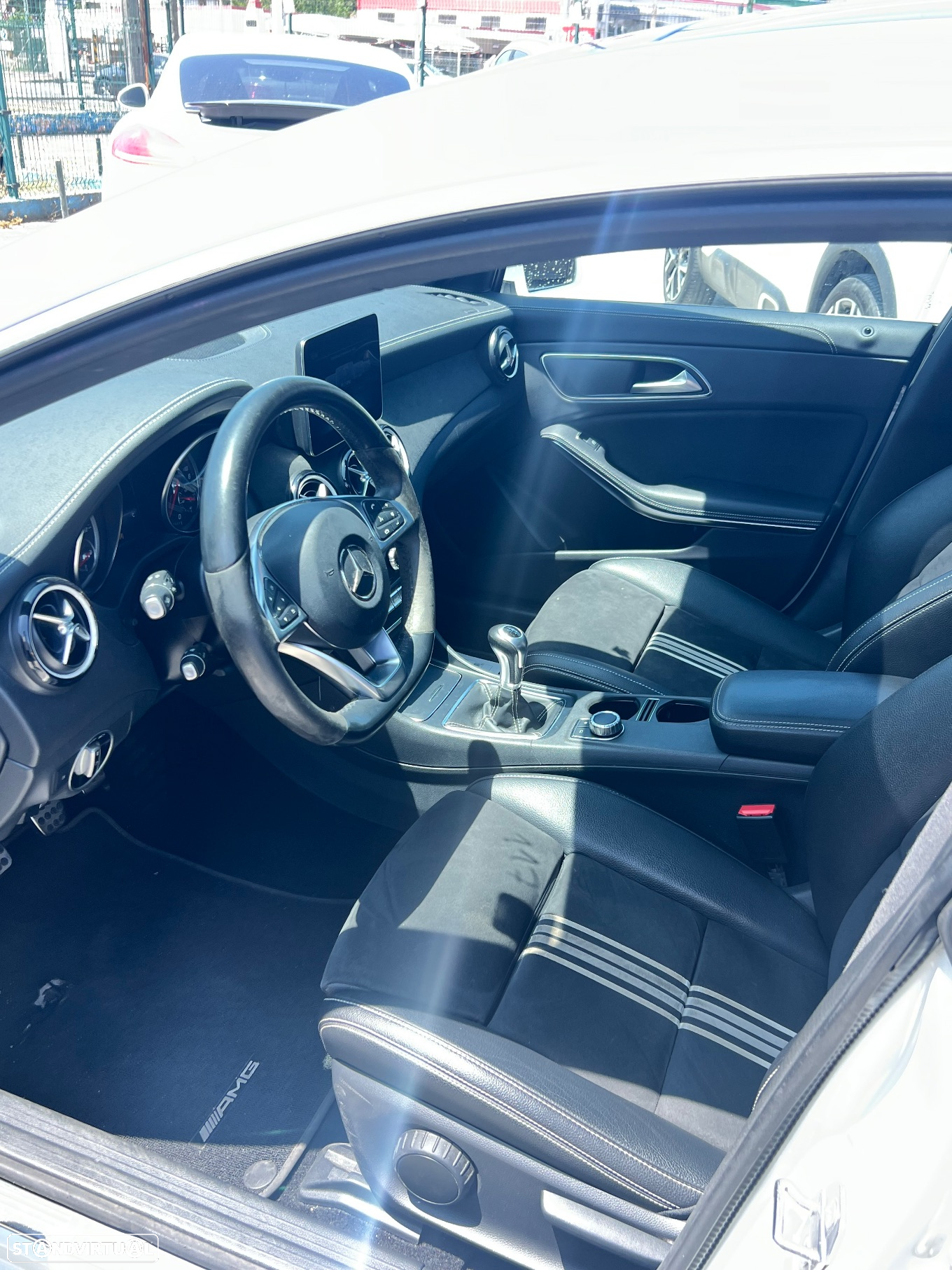 Mercedes-Benz CLA 180 d Shooting Brake AMG Line - 6