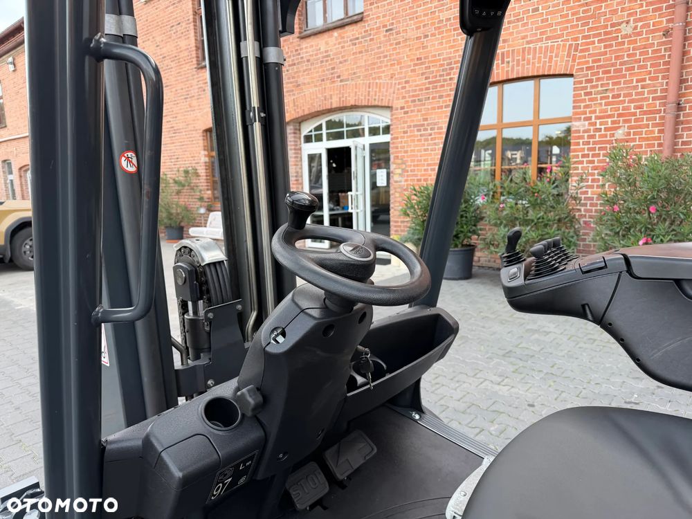 Linde H30T-02 - 24