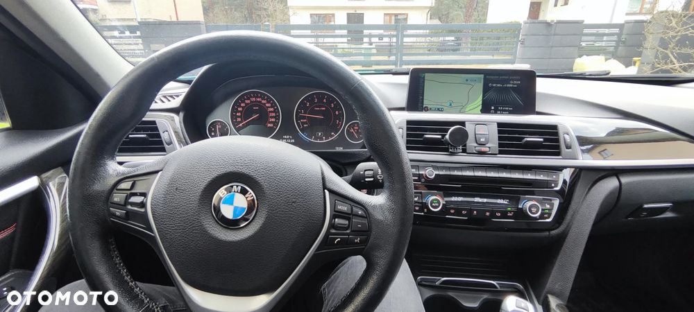 BMW Seria 3 320i Sport Line - 19