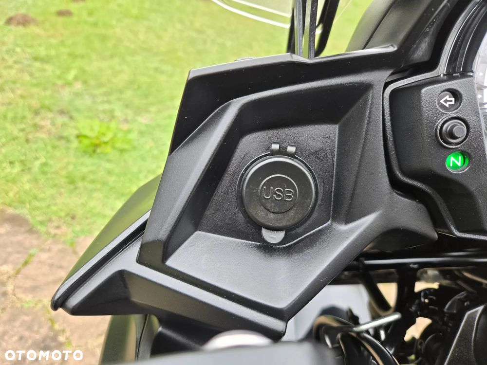 Kawasaki Versys 650 - 18