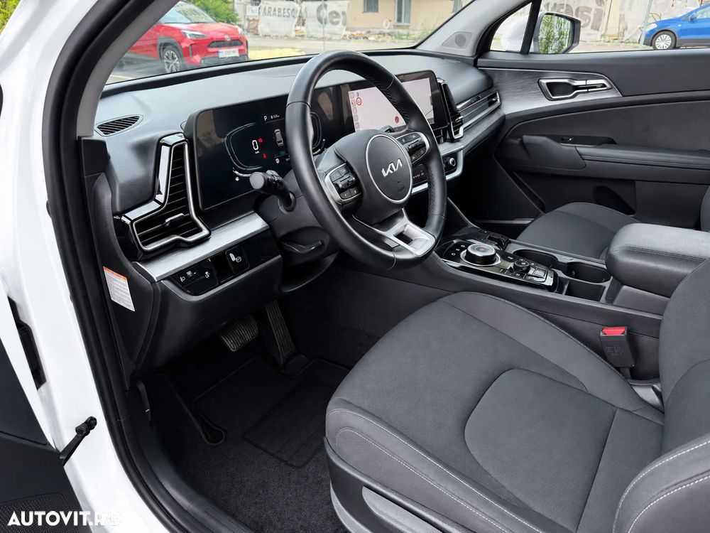 Kia Sportage 1.6 T-GDI HEV 6AT 4x2 Business Line - 10