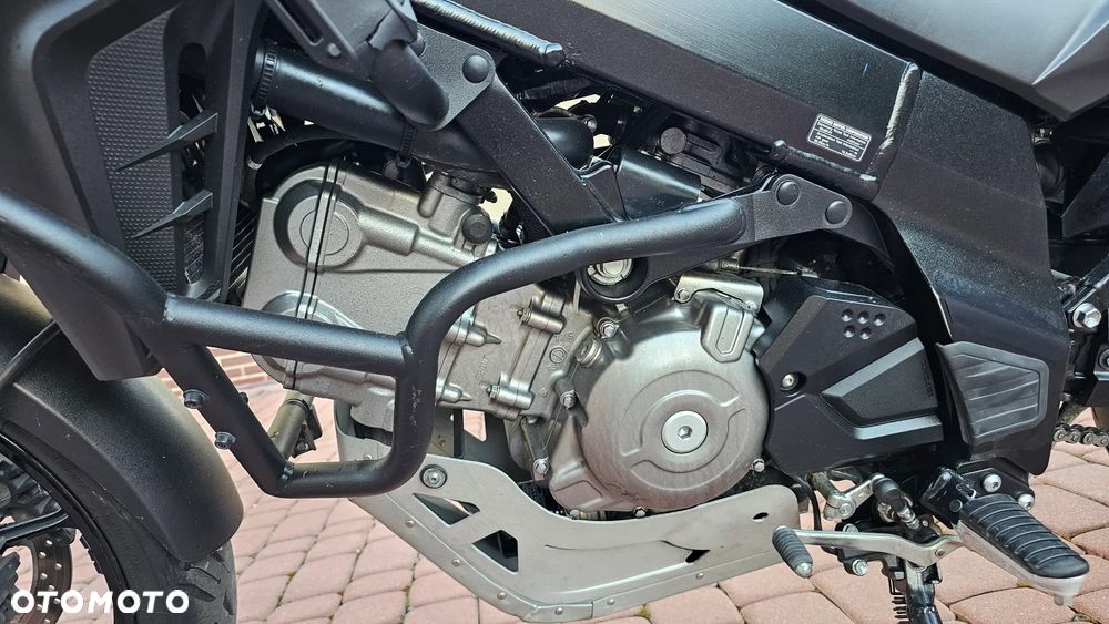 Suzuki V-STROM - 19
