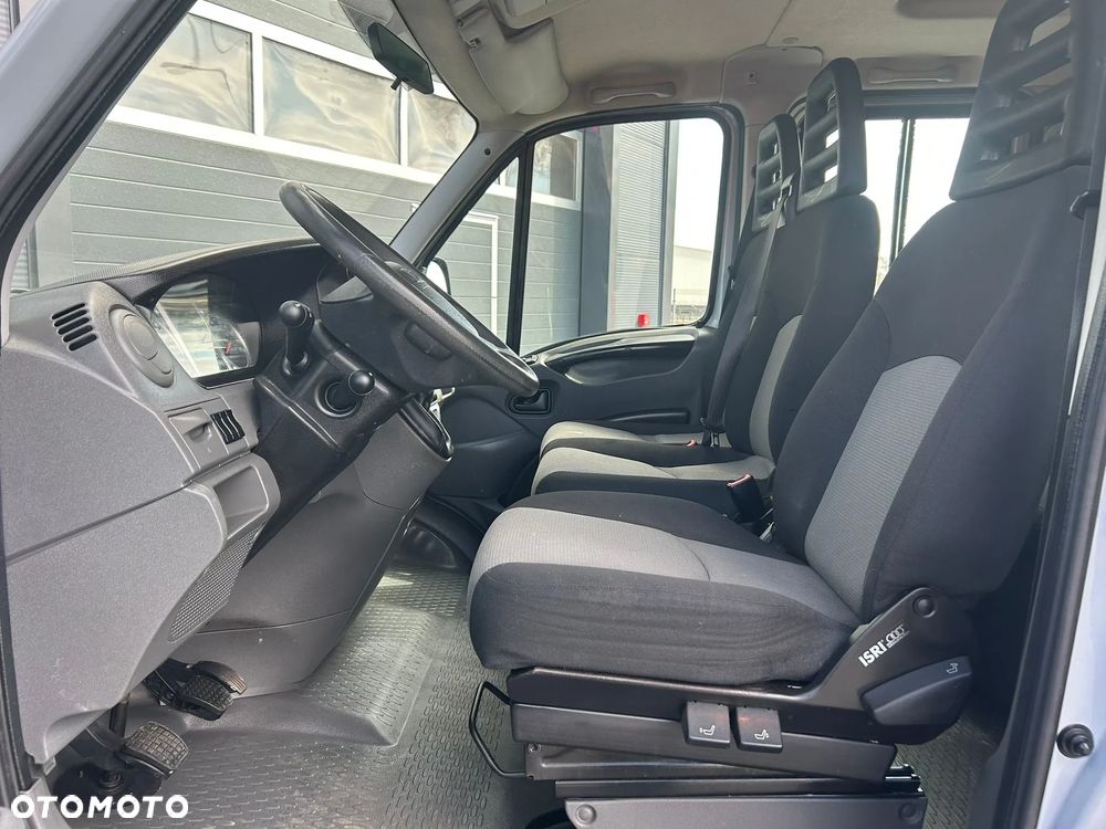 Iveco Daily 35C15 3.0 HPI DOKA Kontener + winda + drzwi boczne **Brygadówka**BLIŹNIAKI**Sprowadzony** - 11