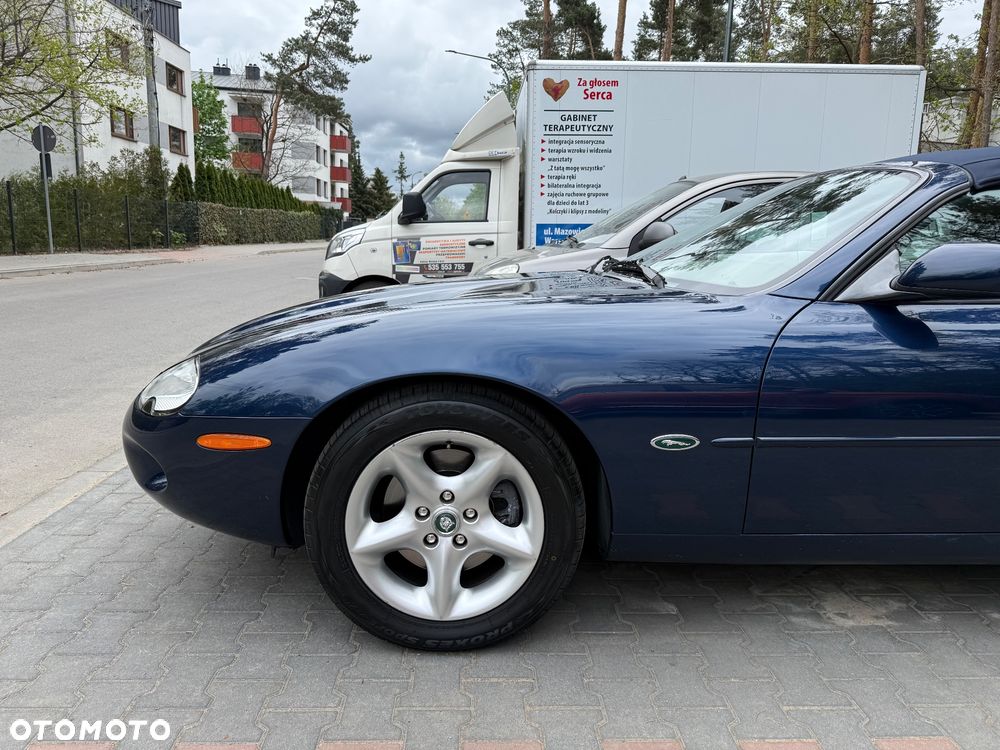Jaguar XK8 - 15