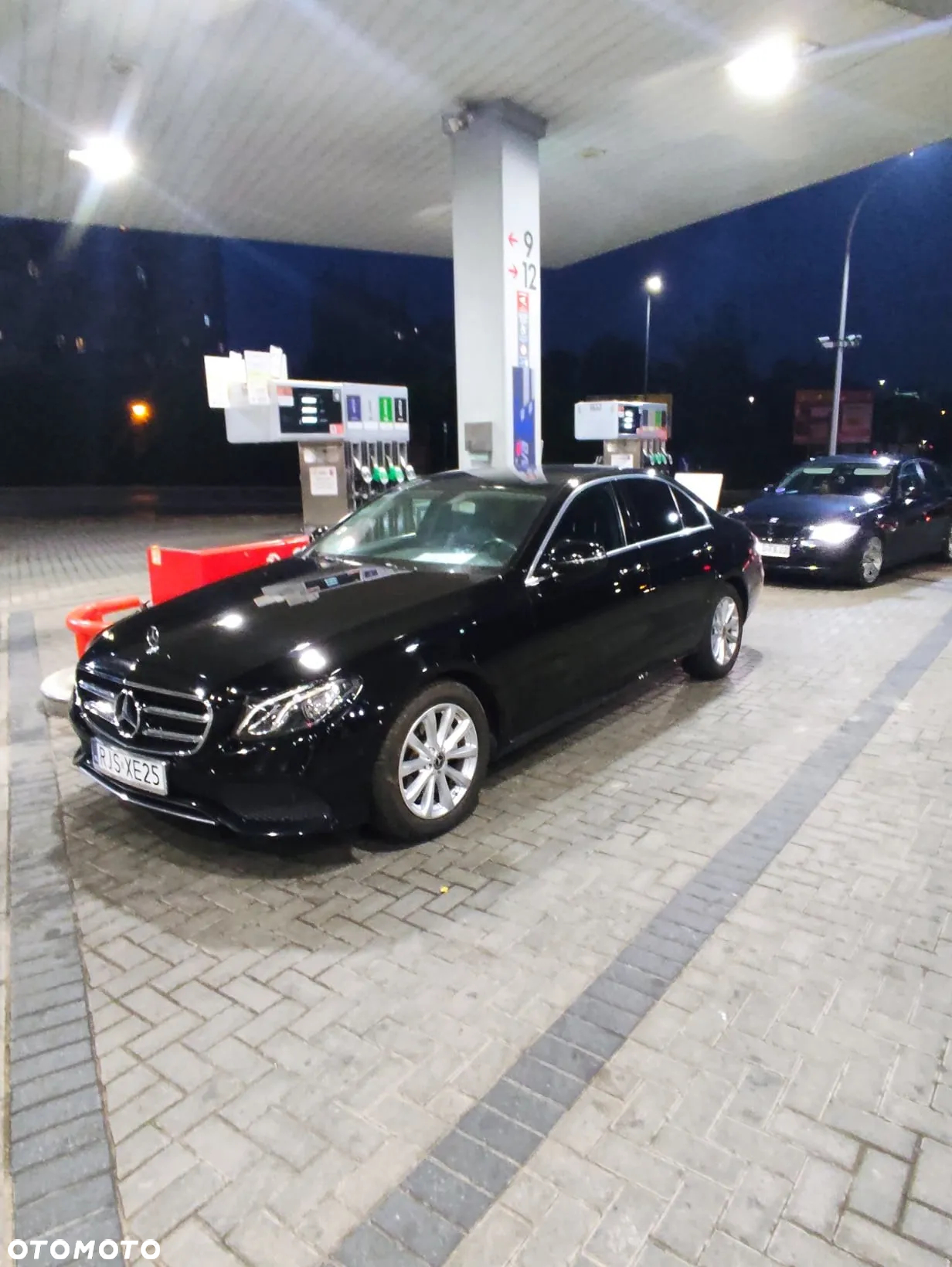 Mercedes-Benz Klasa E 200 d 9G-TRONIC - 8