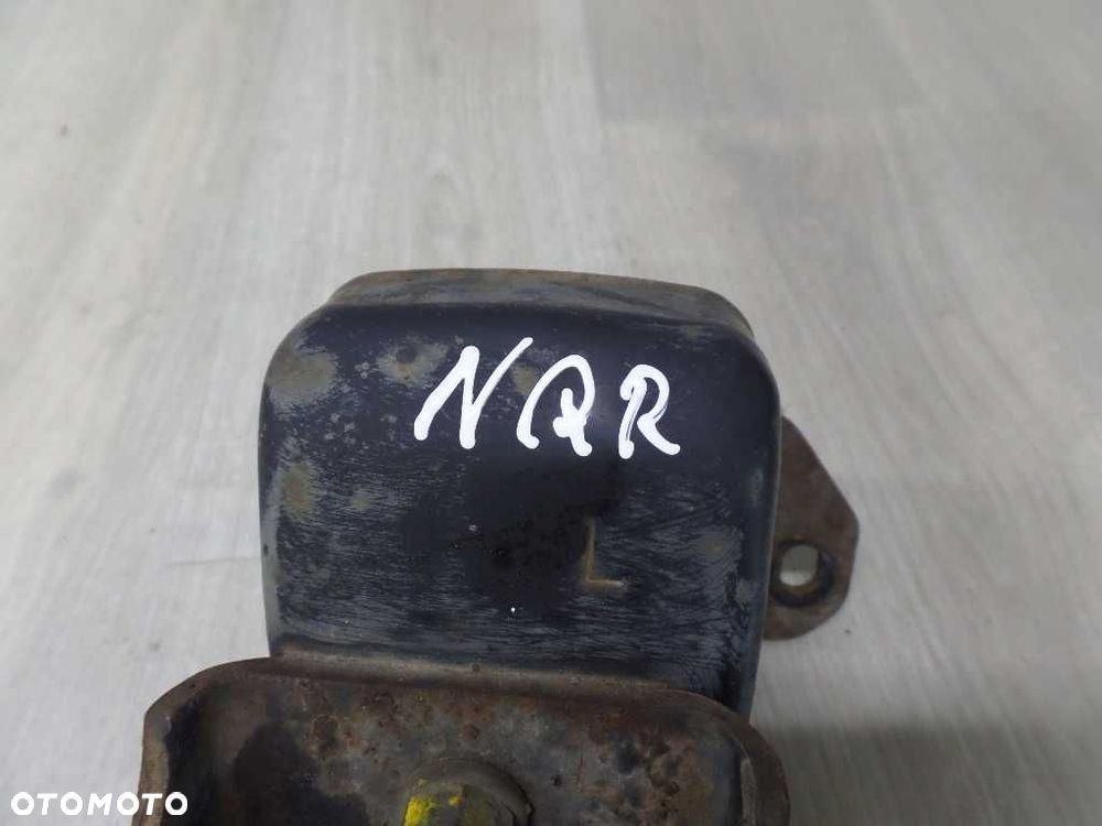 ISUZU NPR NQR NKR 5.2 D 4HK1 PODUSZKA SILNIKA LEWA - 5