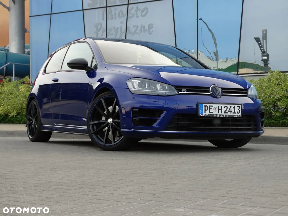 Volkswagen Golf - 10
