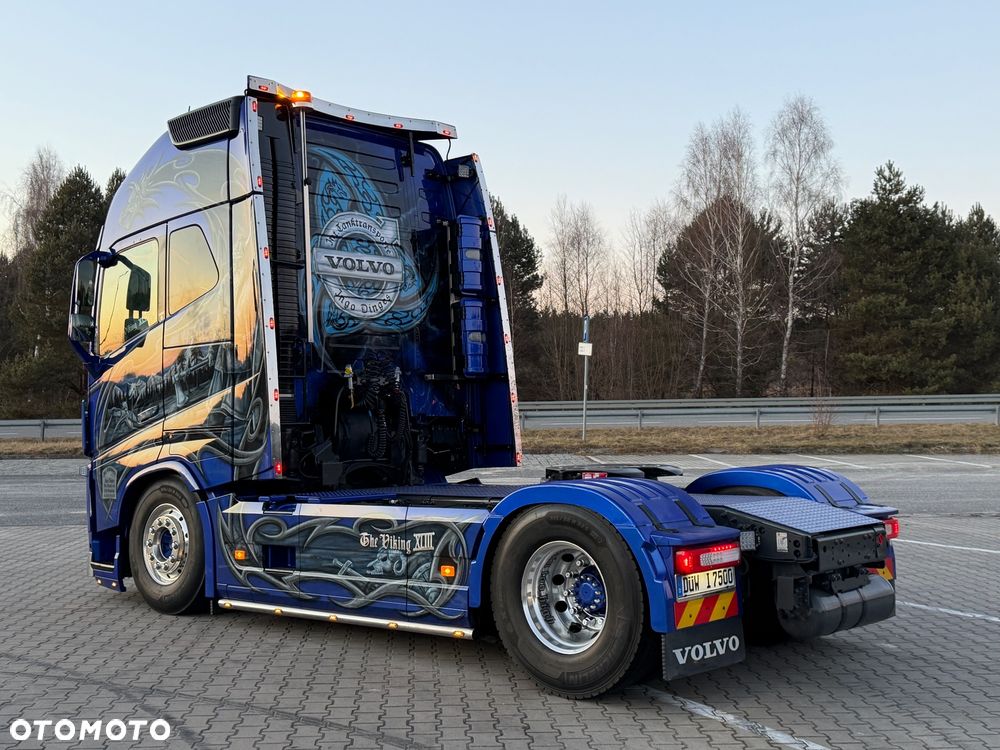 Volvo FH16 750 Show Truck tuning perfekcyjny stan pełna opcja XL - 18