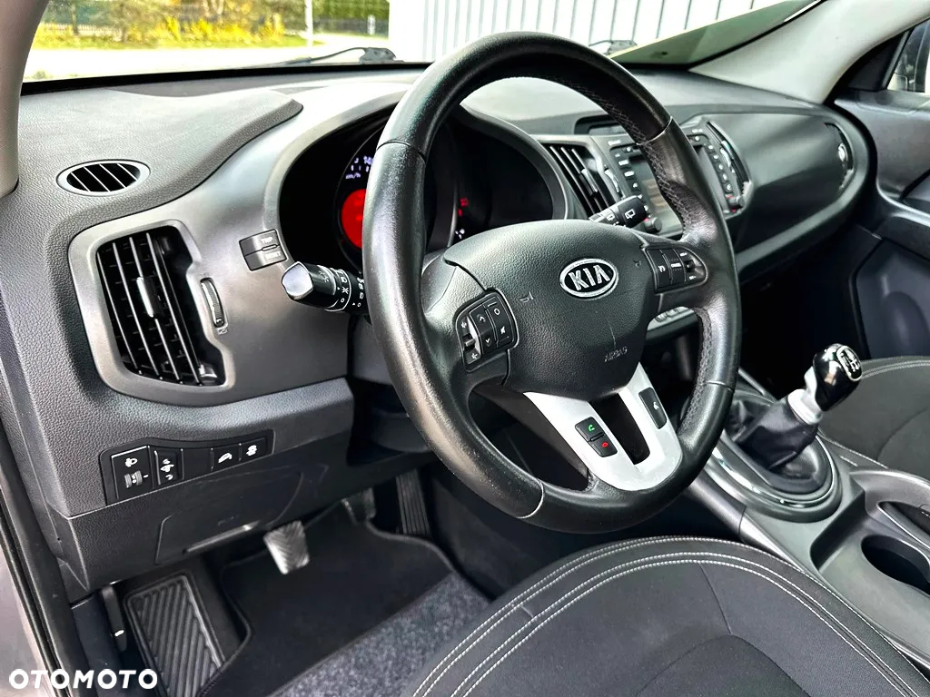 Kia Sportage 1.7 CRDI 2WD ISG Dream-Team Edition - 10