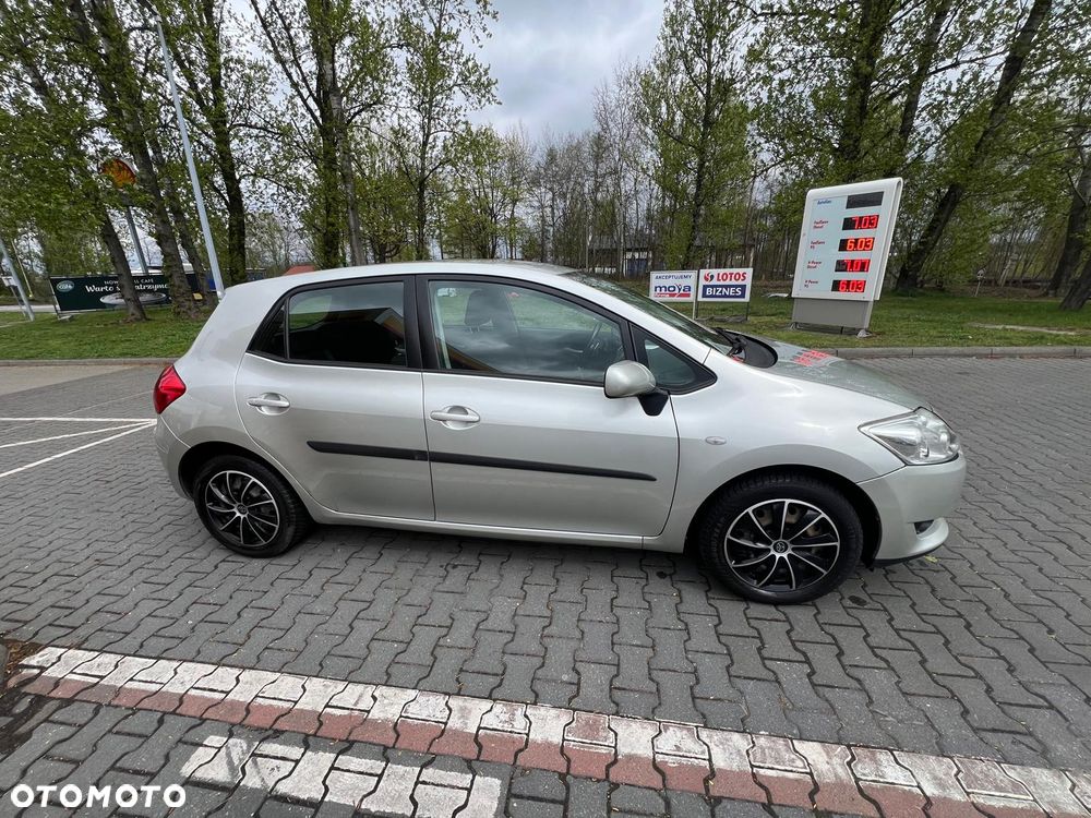 Toyota Auris 1.6 VVT-i Luna MM - 7