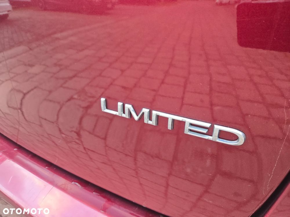 Chrysler Pacifica - 18