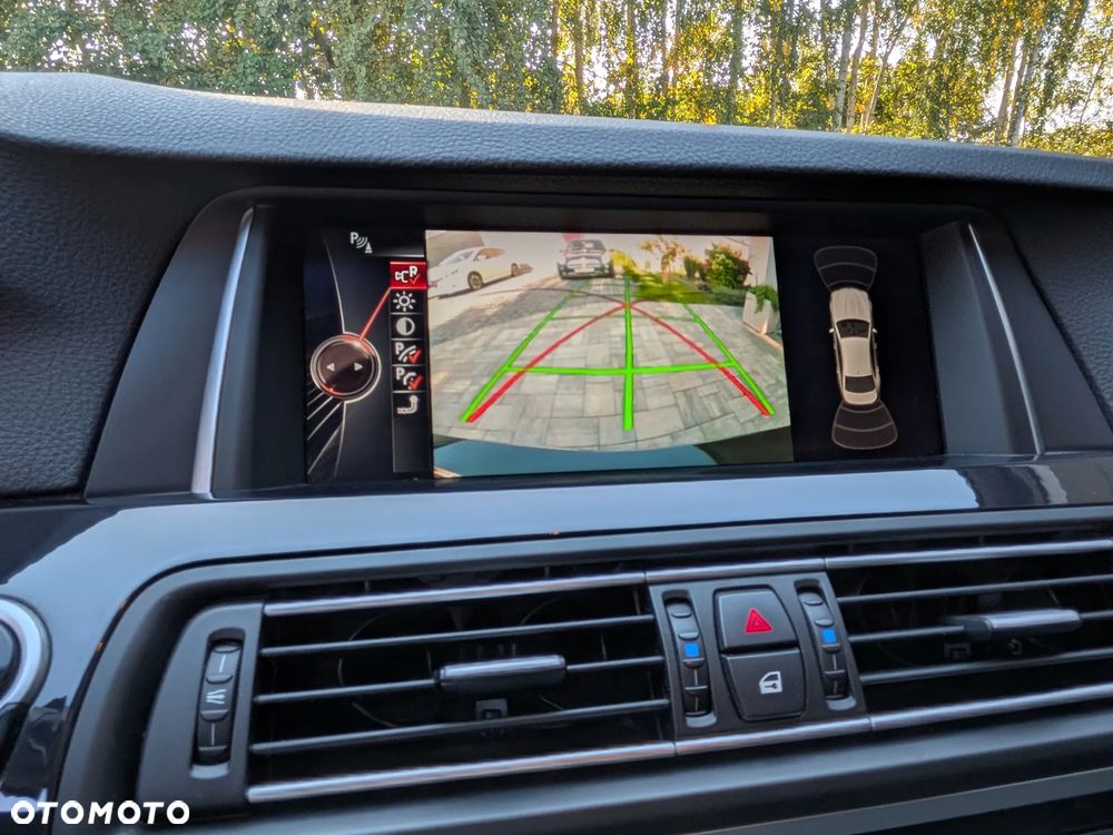BMW Seria 5 530d xDrive Luxury Line - 20