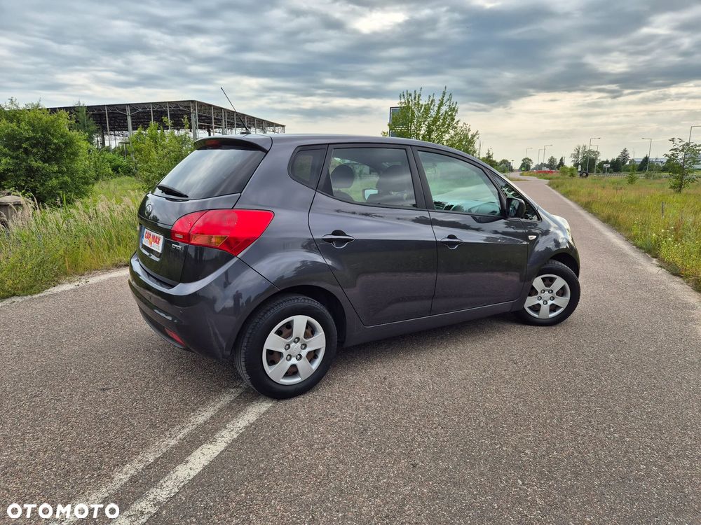 Kia Venga 1.4 CRDi 90 Edition 7 - 14
